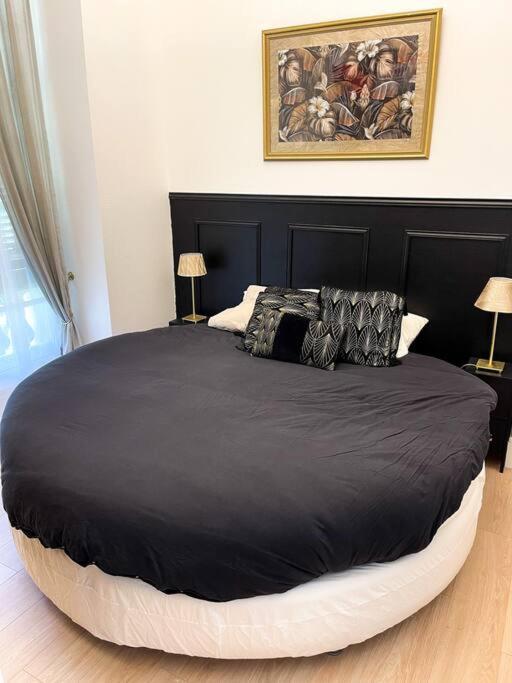Appartamento Romantique Jacuzzi, Au Chateau A 30 Min De Paris Limay Esterno foto